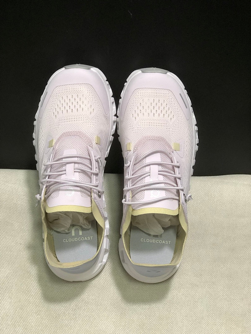On Cloud 6 Coast Sneakers in Pink - product image from the listing.