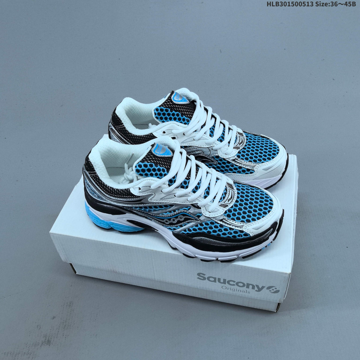 Saucony ProGrid Omni 9 Retro Sneakers for Running - product image from the listing.