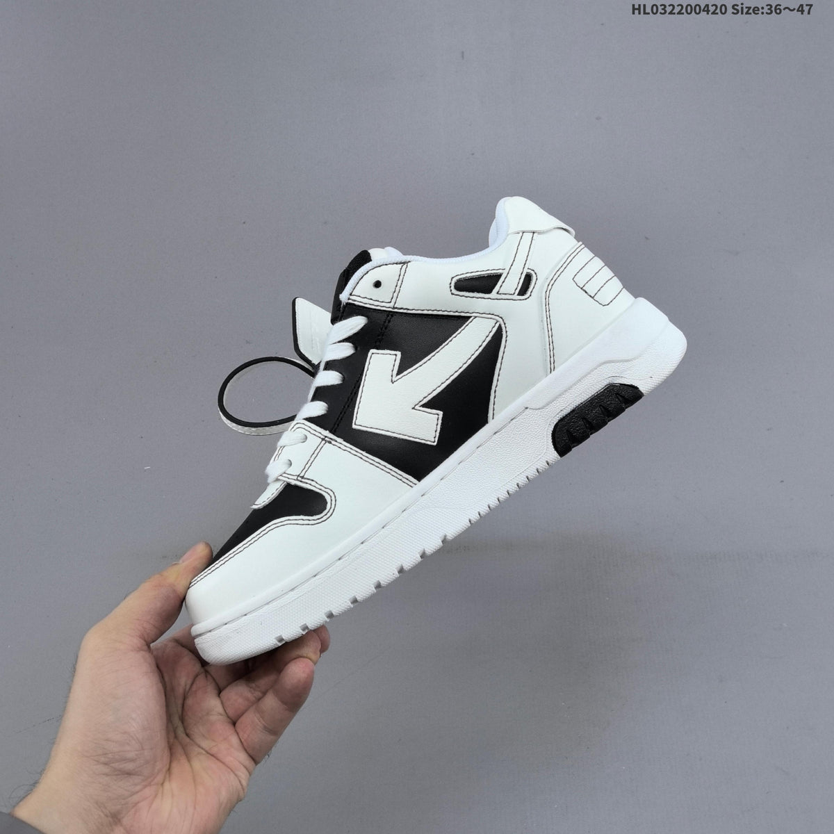 White and Black Off-White Arrows Low-Top Sneakers - product image from the listing.