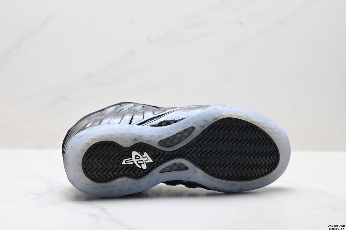 Nike Air Foamposite One Penny Hardaway Sneakers in Black JKD101-AED - product image from the listing.