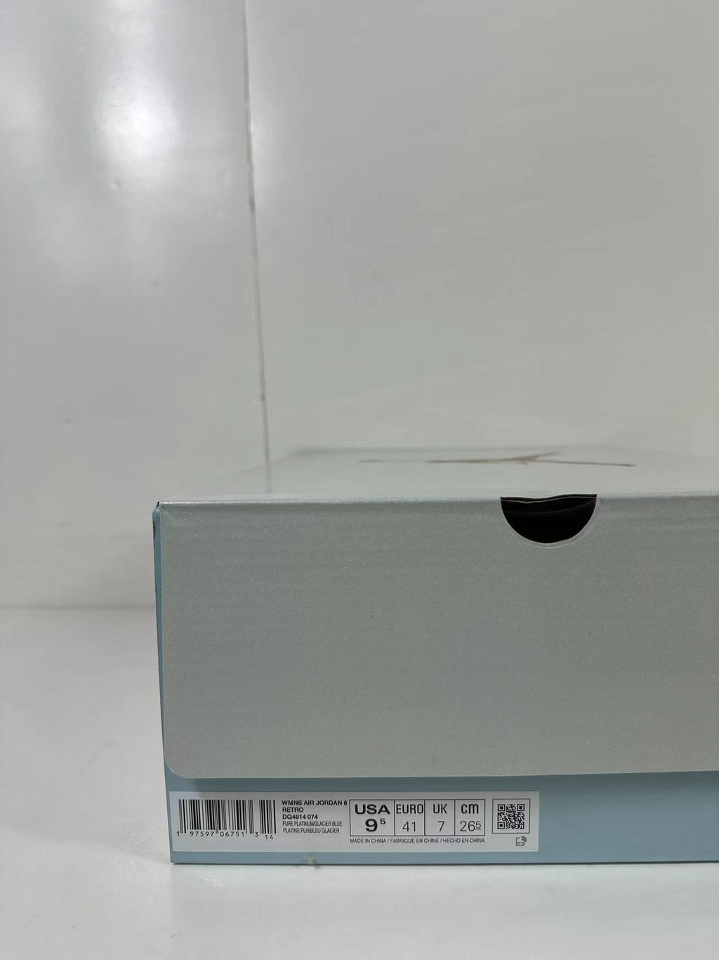 Air Jordan 6 High Sneakers White Gold Glacier Blue DQ4914-074 - product image from the listing.