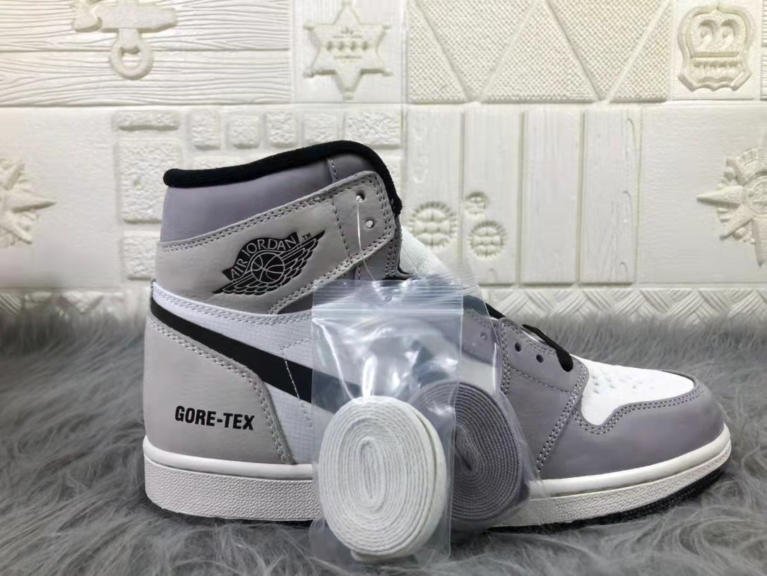 Jordan 1 Union x Air Jordan 1 High Sneakers in White Grey DB2889-100 - product image from the listing.