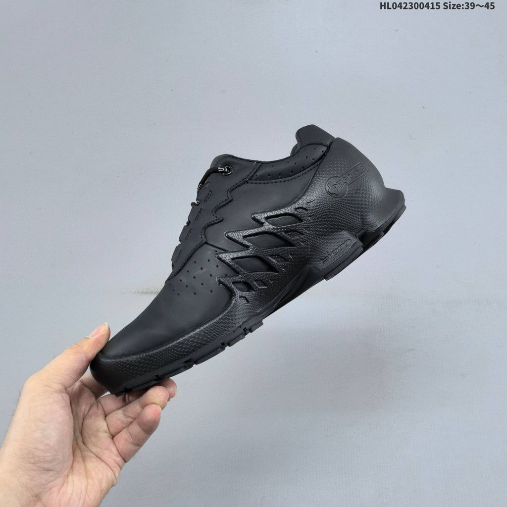 Men's ECCO Black Perforated Lace-Up Sneakers - product image from the listing.