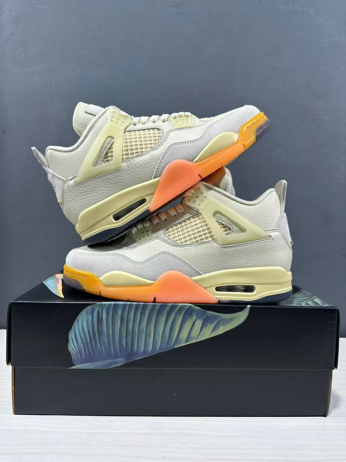 Air Jordan 4 Birds of Paradise Beige HV0823-101 - product image from the listing.