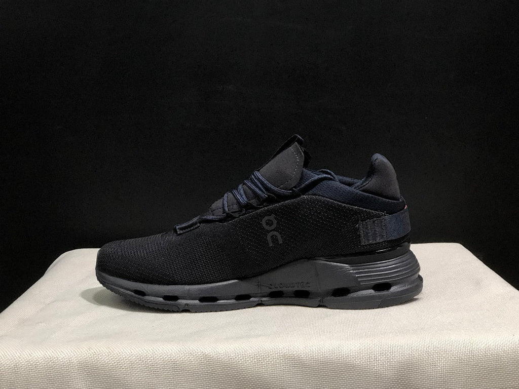 On Cloudnova 1 Trainers Black Eclipse - product image from the listing.