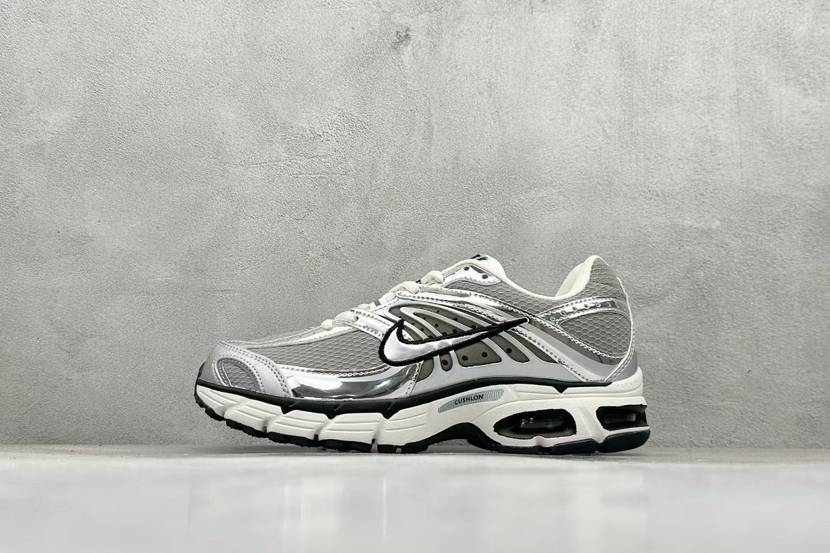 Nike Air Max Moto 2K Low-Top Shoes for Running - product image from the listing.