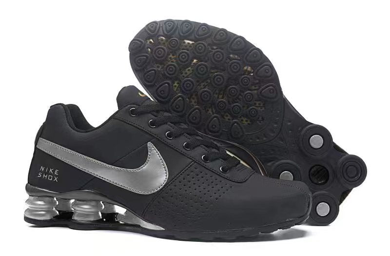 Nike Shox Deliver 809 Trainers - product image from the listing.