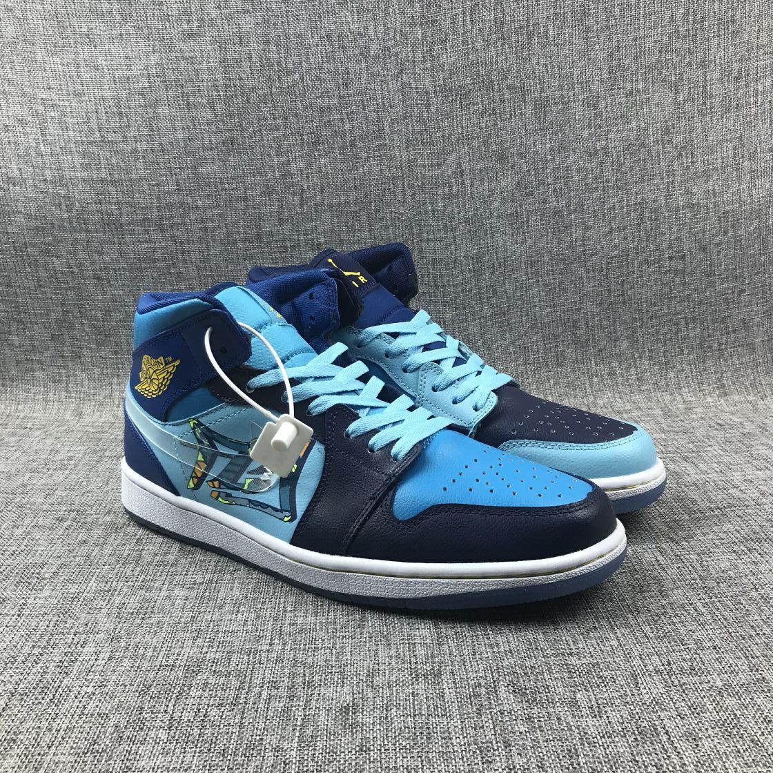 Sneakers Blue Cyan - Air Jordan 1 Mid BV7446-400 - product image from the listing.