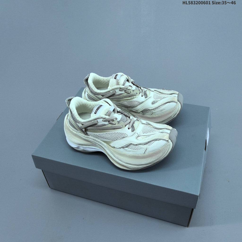 Balenciaga 6XL Extreme Laces Low-Cut Sneakers - product image from the listing.