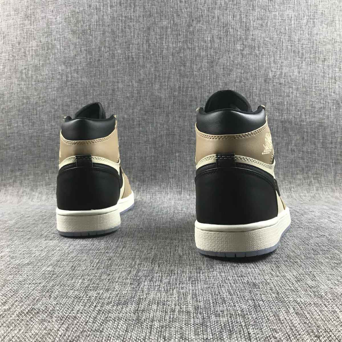 AH7389-003 Sneakers - Air Jordan 1 High Premium - product image from the listing.