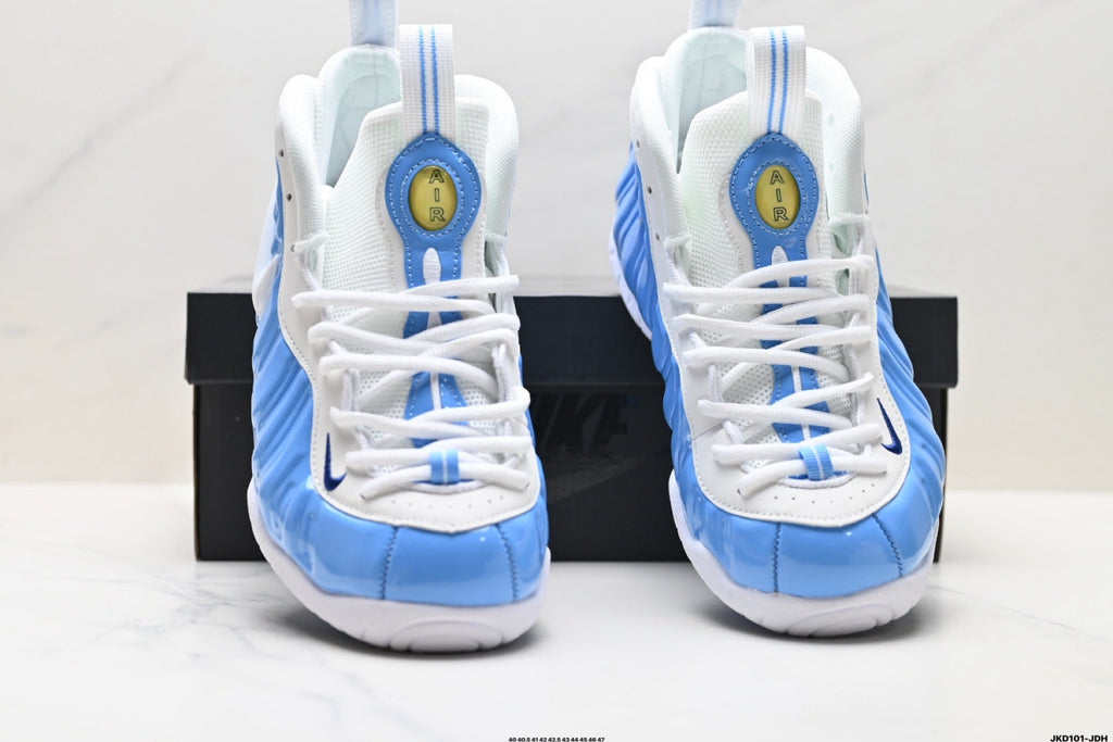 Nike Air Foamposite One Hardaway Sneakers in Blue and White - product image from the listing.