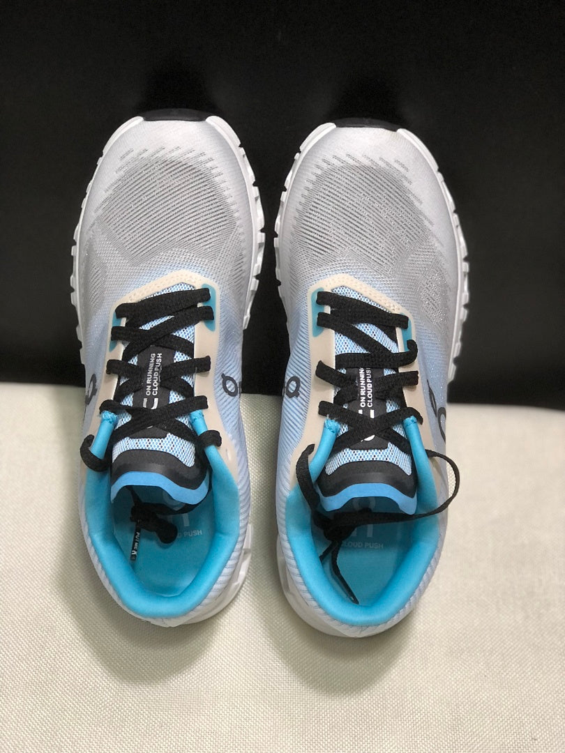 On Cloud 6 Push Sneakers in Blue, in Gray and White - product image from the listing.