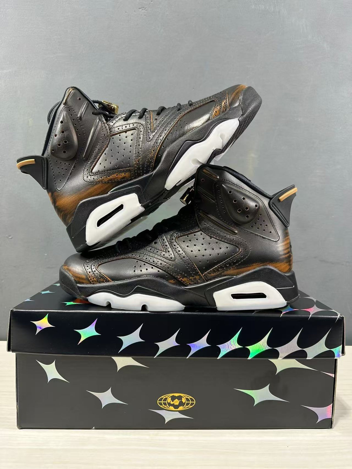 Air Jordan 6 Xuan Wu Black Basketball Sneakers IR7572-220 - product image from the listing.