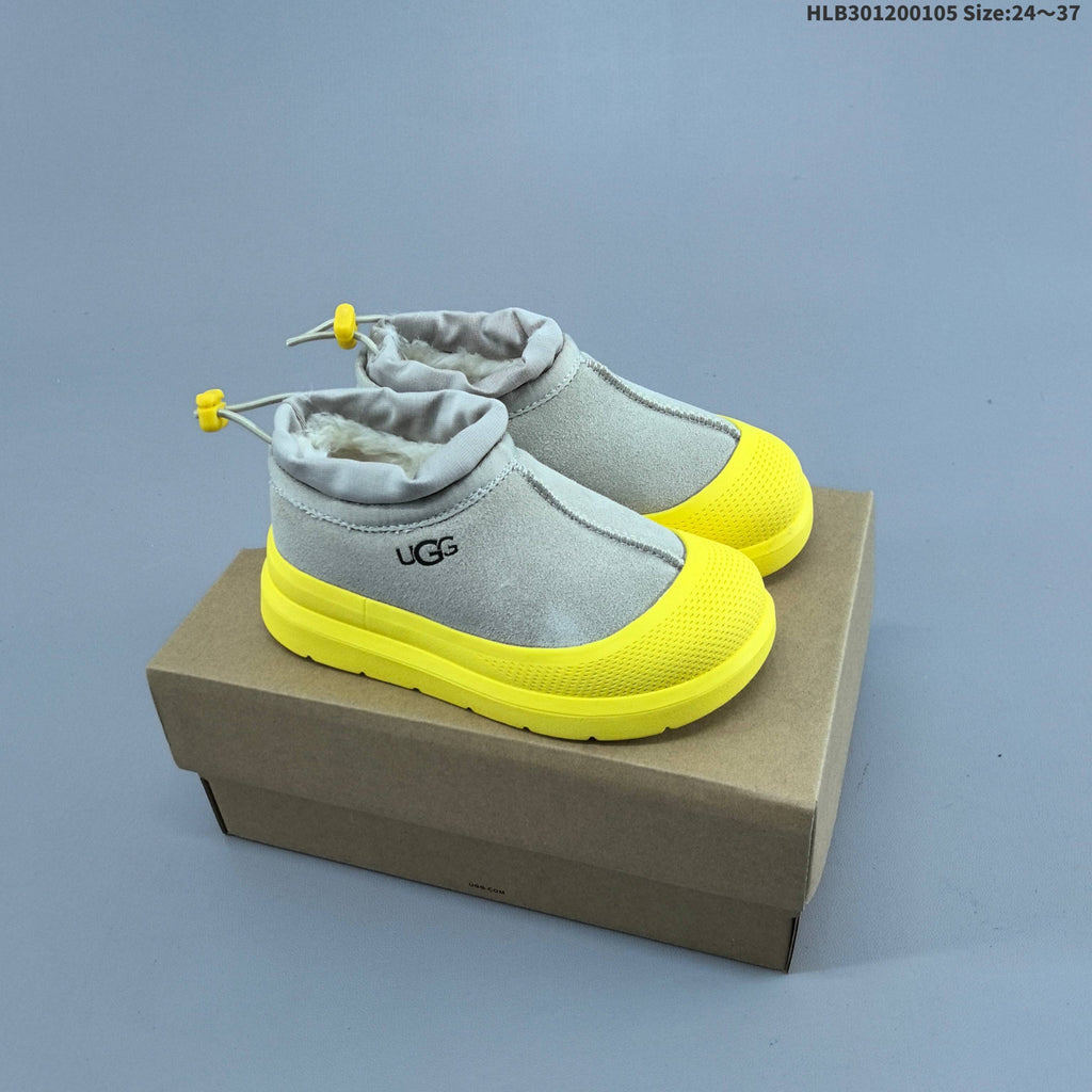 Kids Classic Ultra Mini Weather Boots by UGG - product image from the listing.