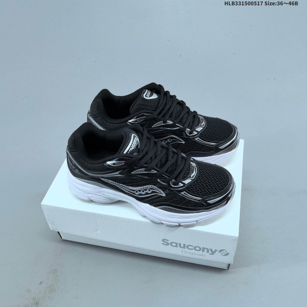 Saucony ProGrid Omni 9 Retro Sneakers for Running - product image from the listing.