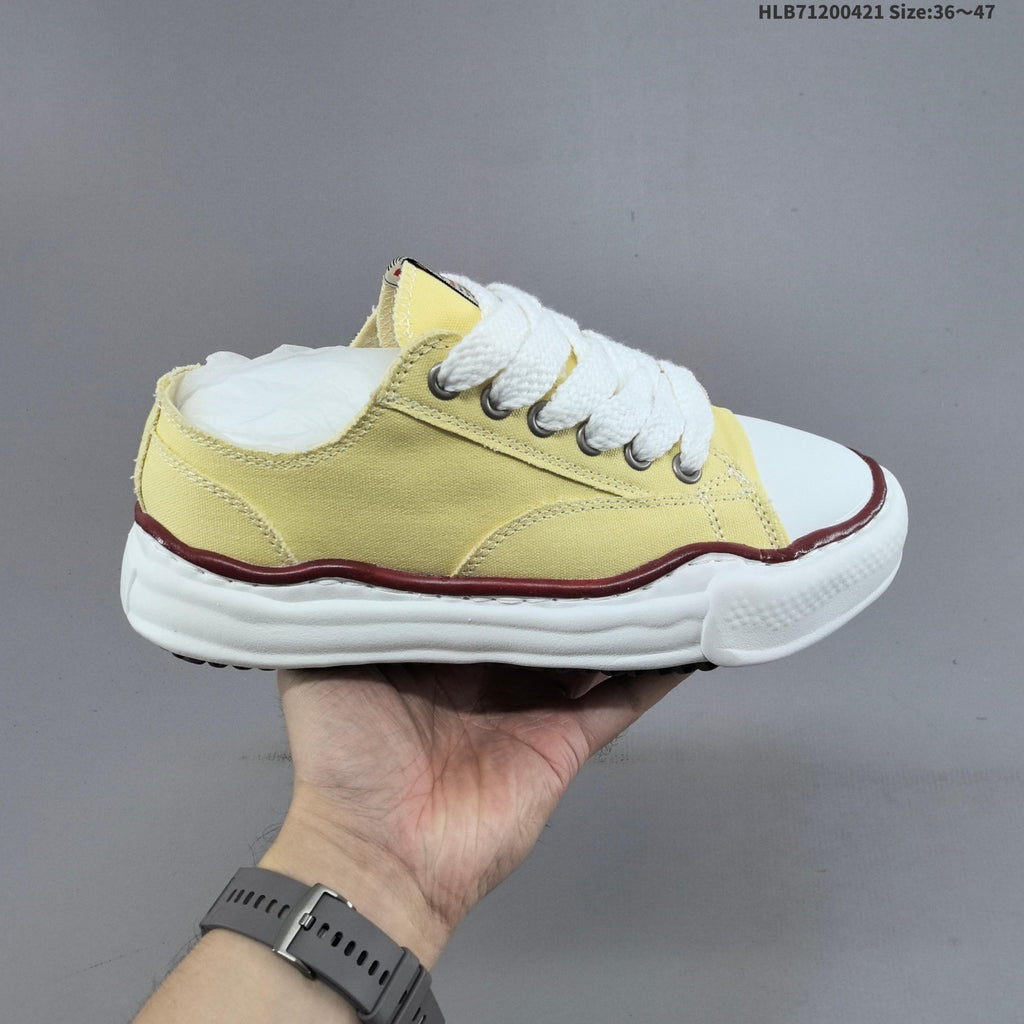 Maison MIHARA YASUHIRO Original Sole Canvas Low Trainers - product image from the listing.