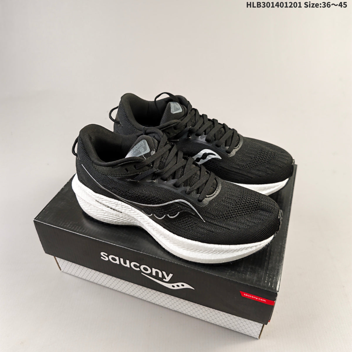 Saucony Triumph 21 Shoes for Running - product image from the listing.