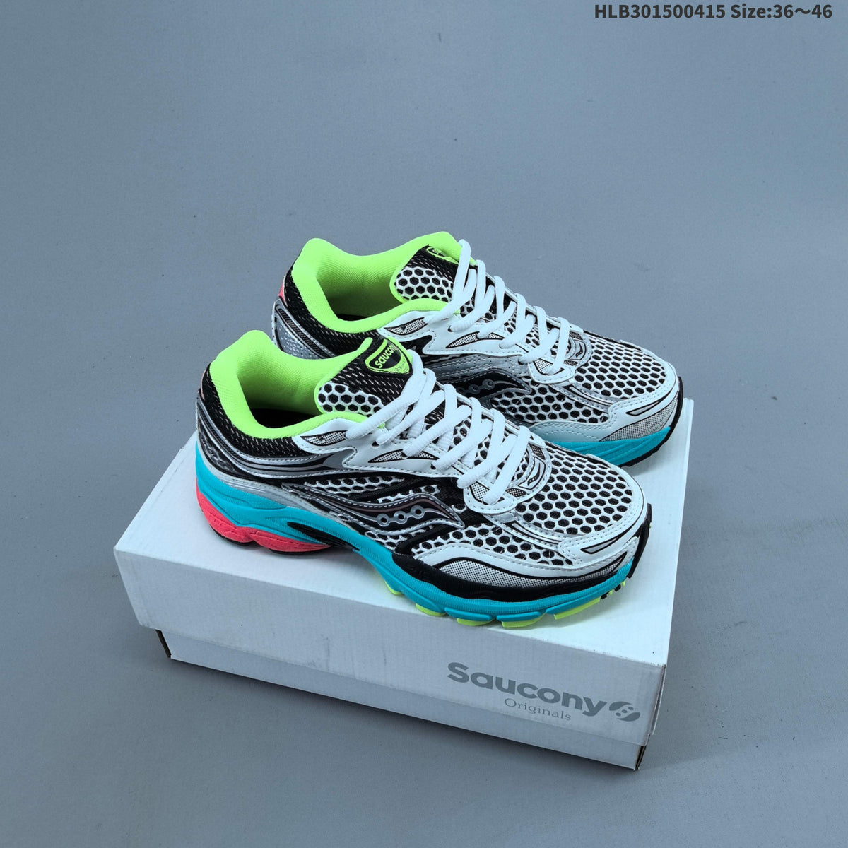 Saucony ProGrid Omni 9 Retro Sneakers for Running - product image from the listing.