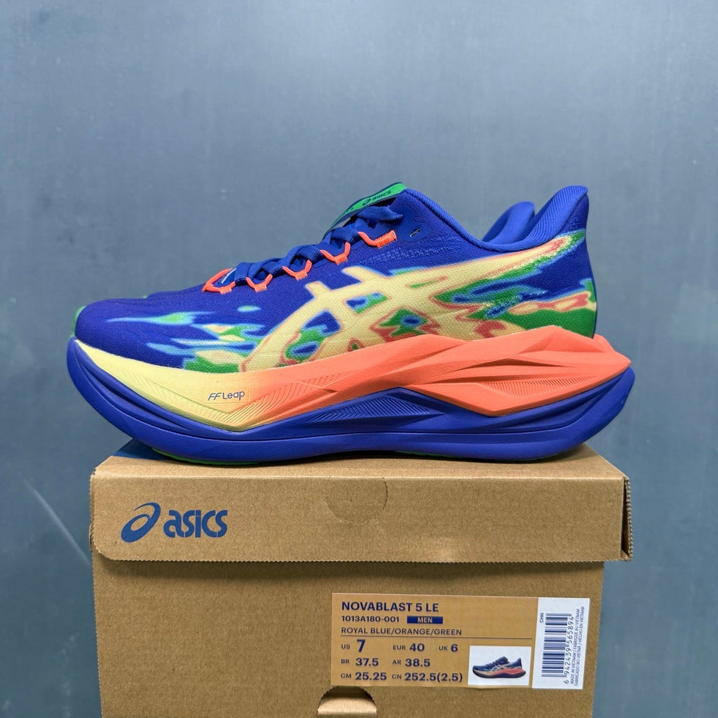 ASICS Novablast 5 LE Running Shoes in Royal Blue 1013A180-001 - product image from the listing.