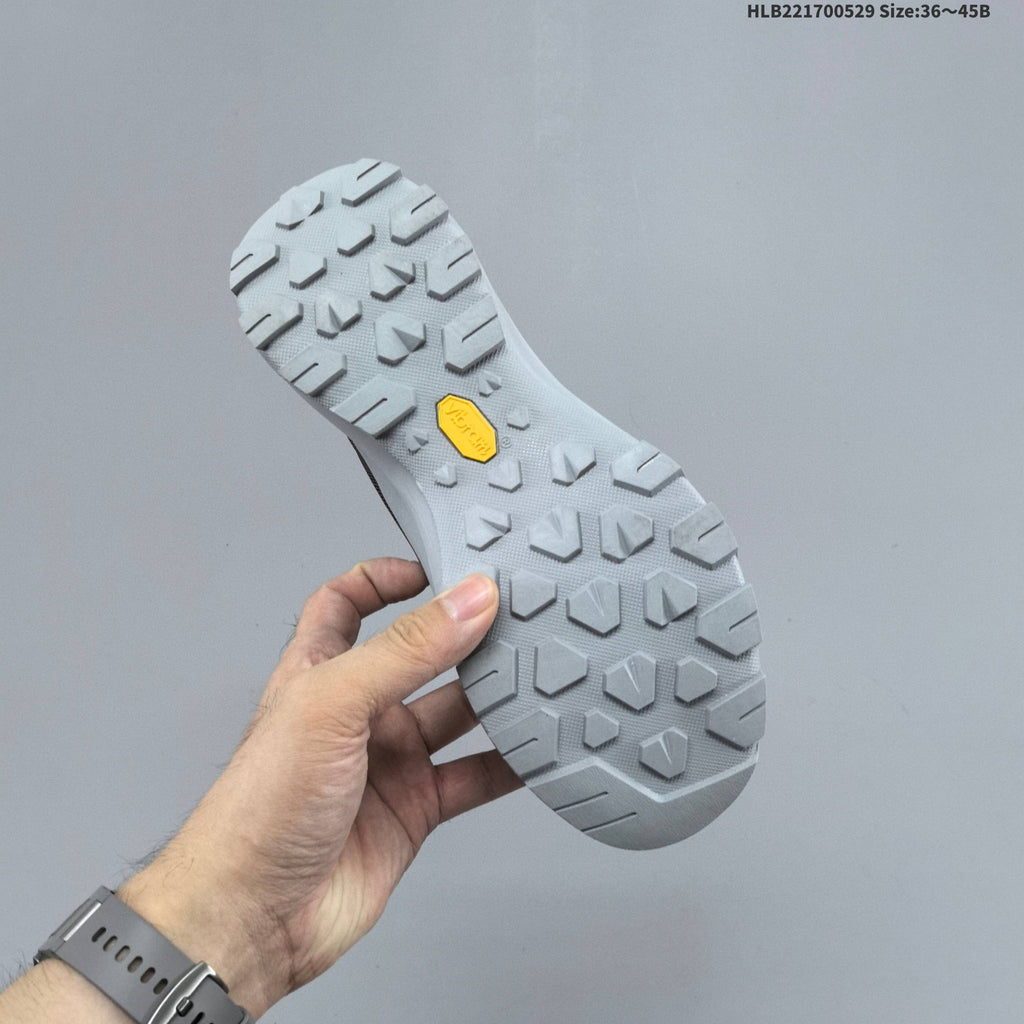 Arc'teryx Konseal Vertex Alpine Trail Footwear - product image from the listing.