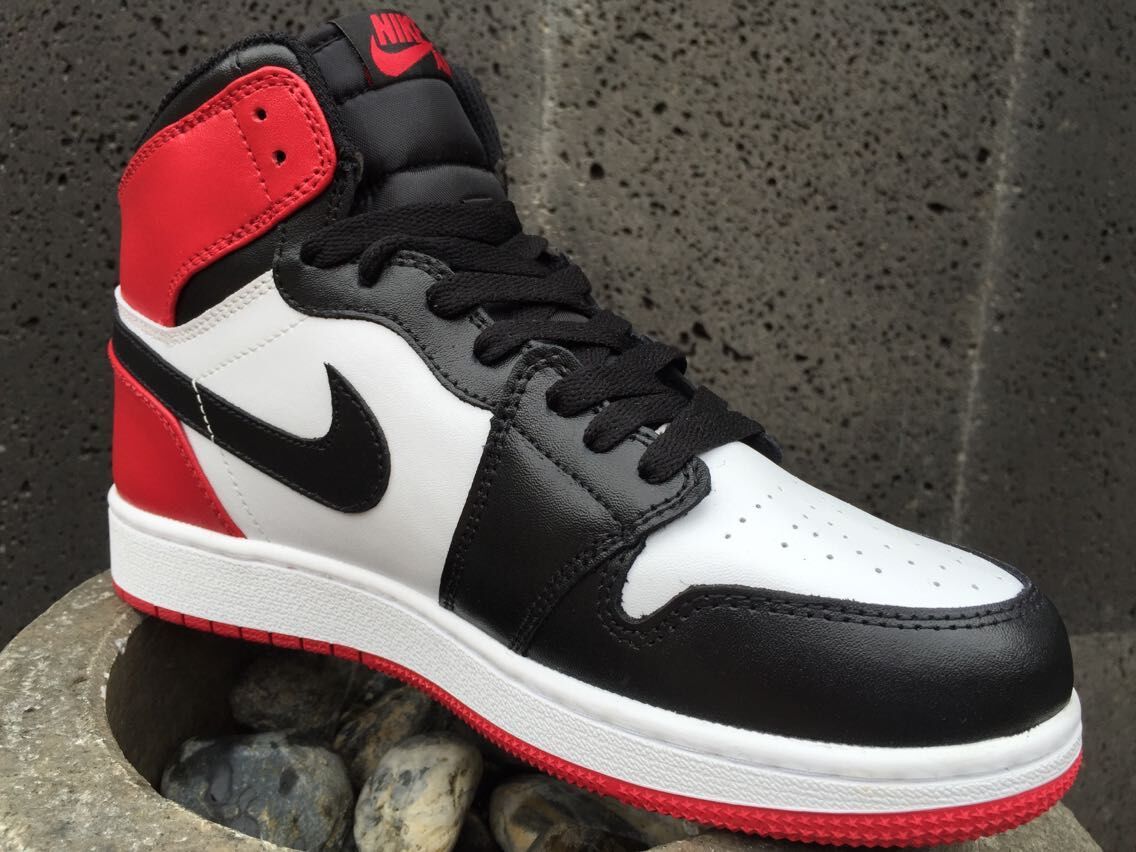 Jordan 1 High Sneakers in Black White Red - product image from the listing.