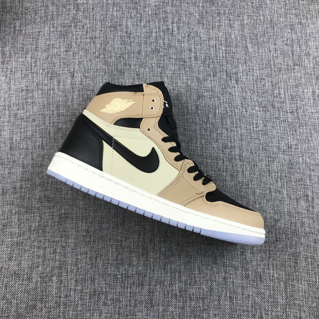 AH7389-003 Sneakers - Air Jordan 1 High Premium - product image from the listing.