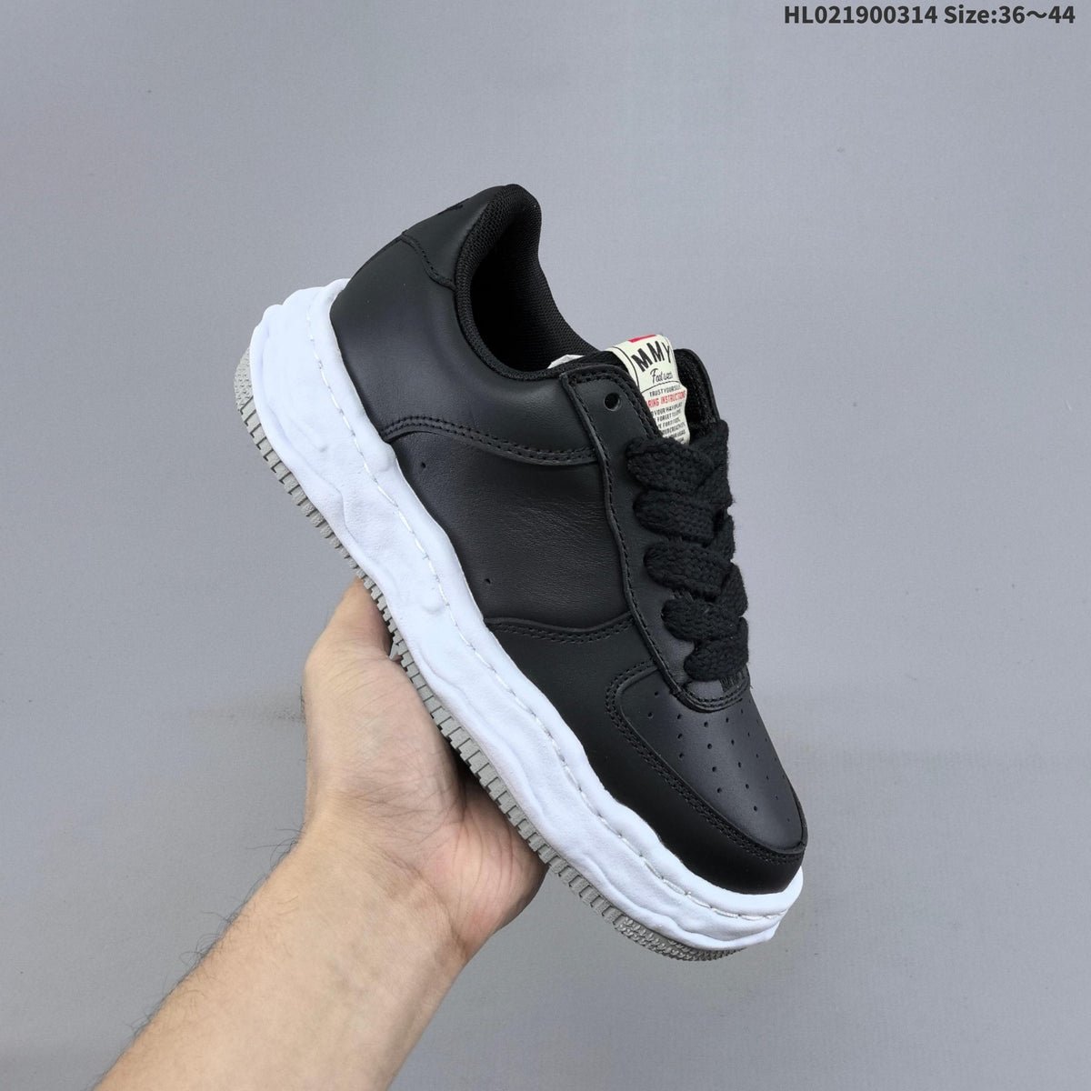 Maison Mihara Yasuhiro Original Sole Low Sneakers in Black - product image from the listing.