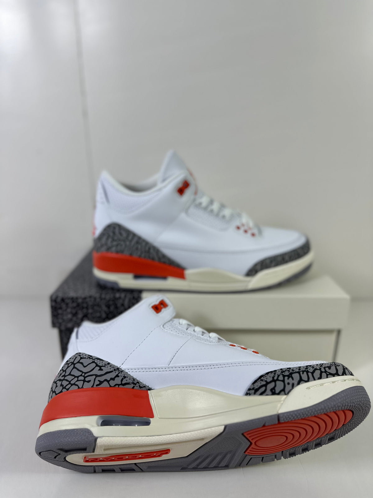 Air Jordan 3 Retro WMNS Georgia Peach Sneakers - product image from the listing.