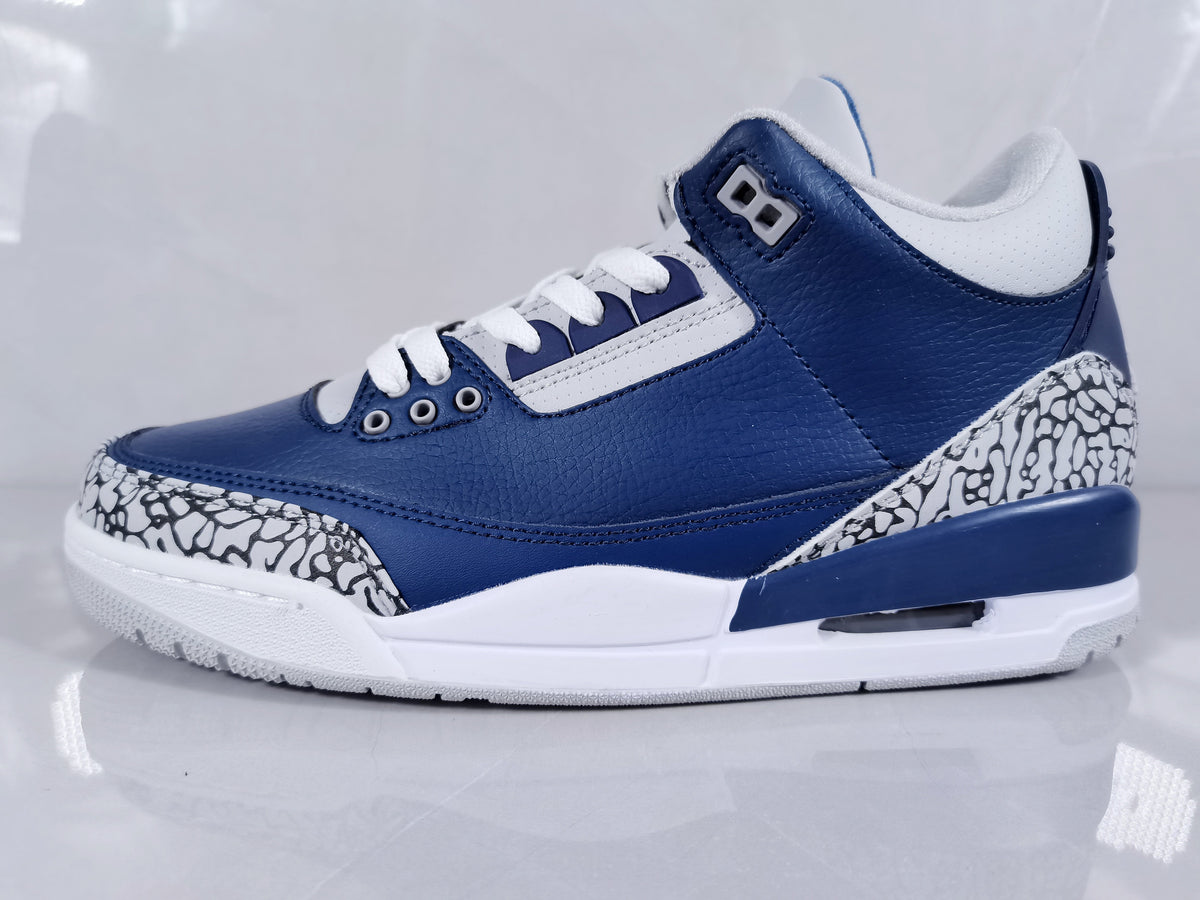 Air Jordan 3 Retro Sneakers Blue Grey - product image from the listing.