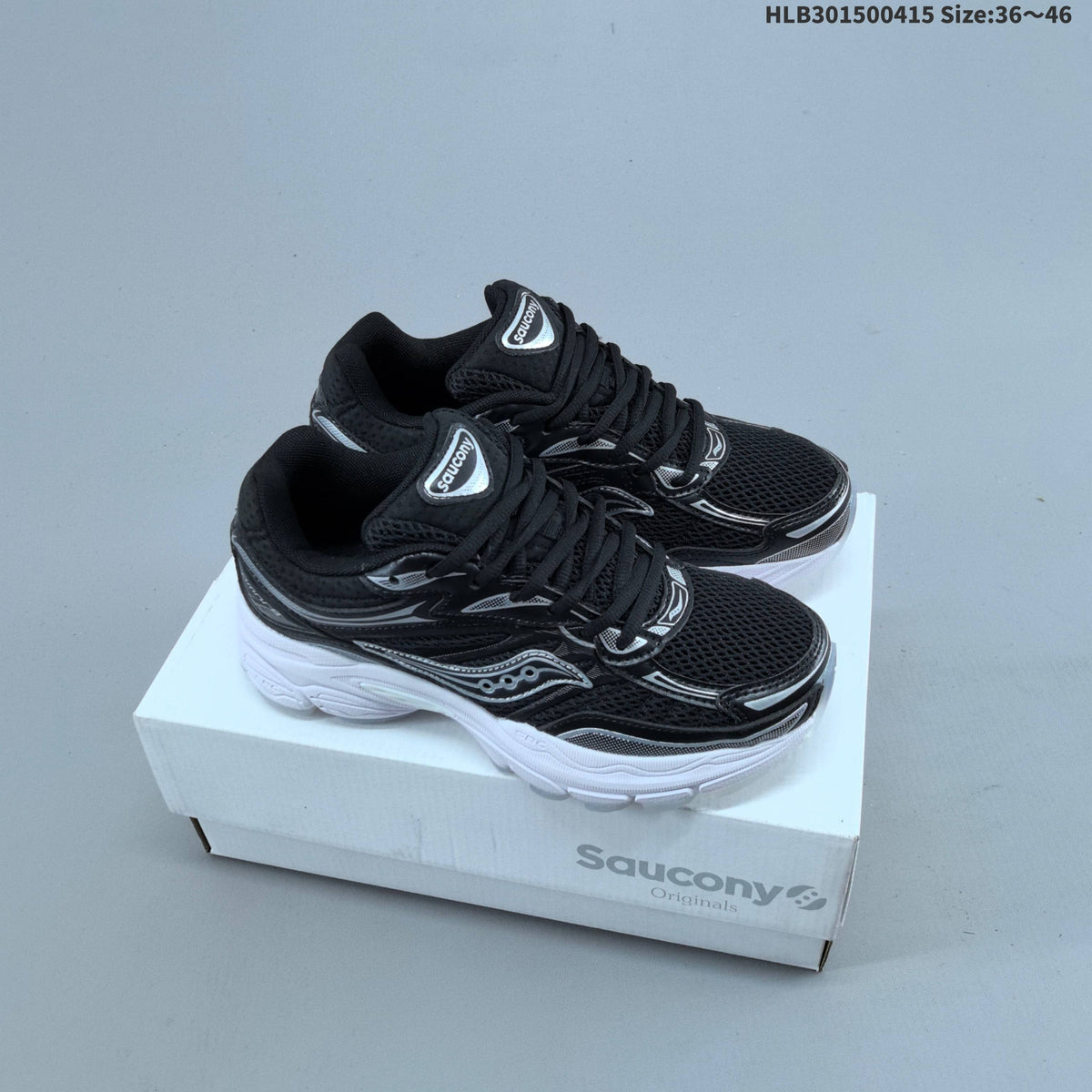 Saucony ProGrid Omni 9 Retro Sneakers for Running - product image from the listing.