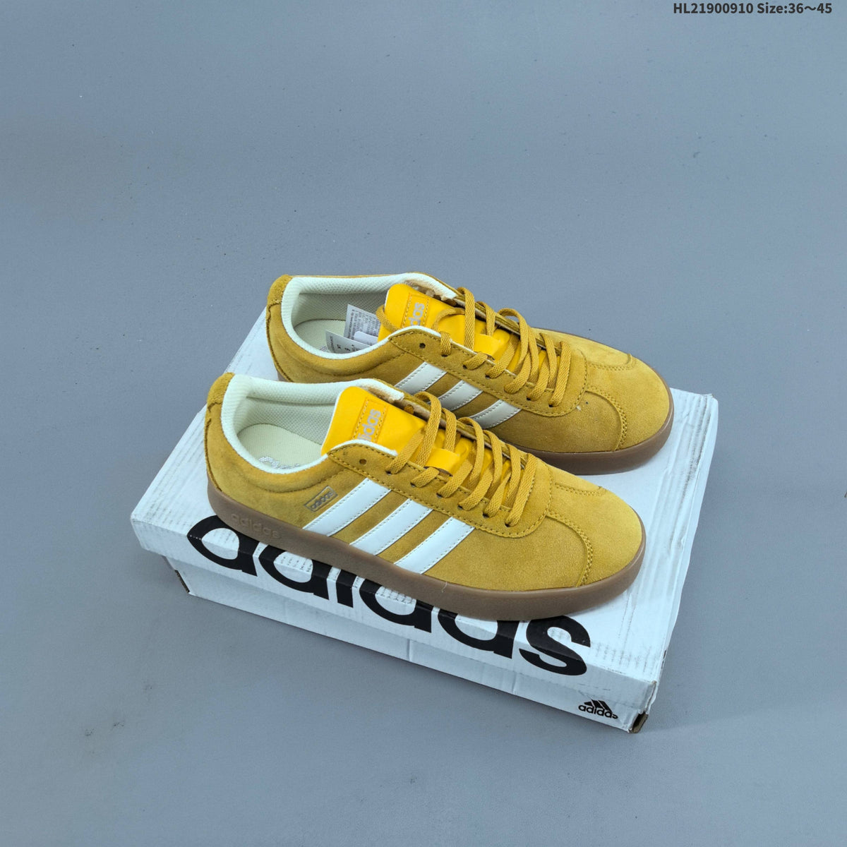Adidas VL Court Classic Trainers - product image from the listing.