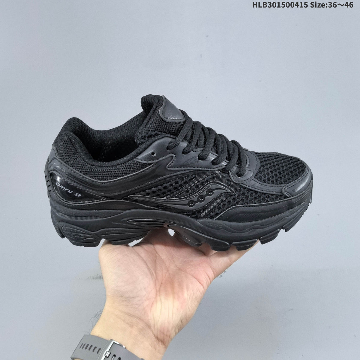 Saucony ProGrid Omni 9 Retro Sneakers for Running - product image from the listing.