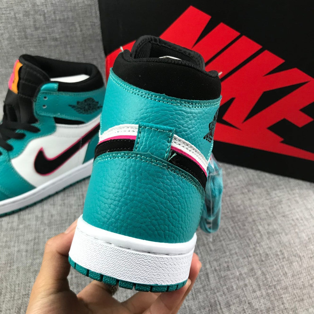 South Coast Toes Sneakers - Air Jordan 1 Retro High OG - product image from the listing.