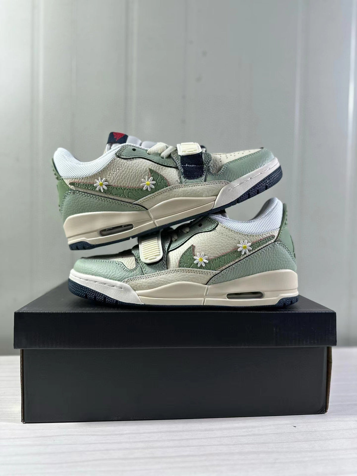 Air Jordan Legacy 312 Low Sneakers Mint Green CD9054-146 - product image from the listing.