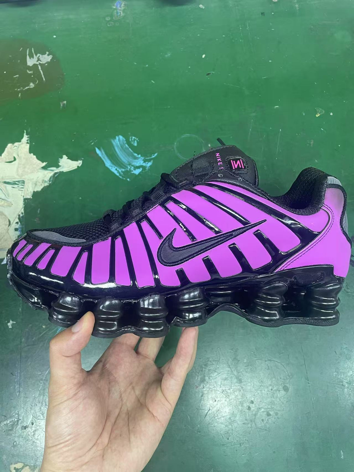 Black Nike Shox TL Sneakers - product image from the listing.