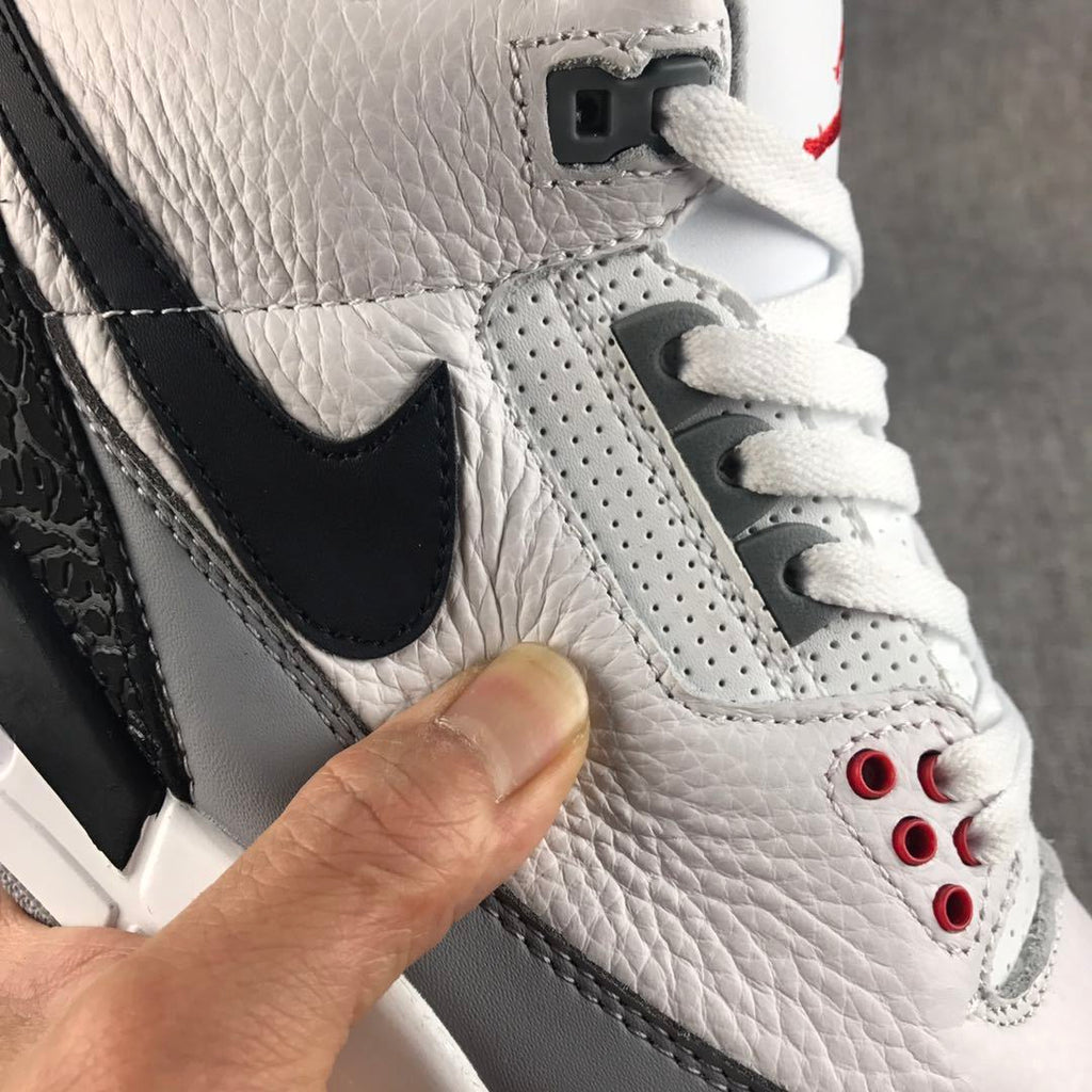 Air Jordan 3 White Cement Sneakers AQ3835-160 - product image from the listing.