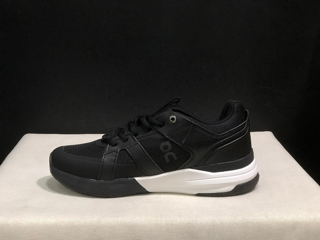 On The Roger Clubhouse Pro Sneakers in Black and White - product image from the listing.