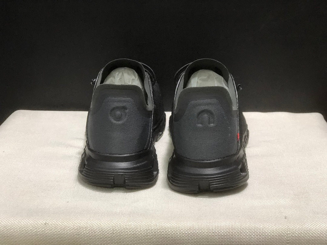 On Cloud 6 Coast Running Shoes in Black - product image from the listing.