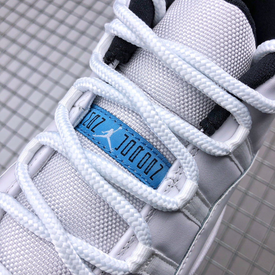 Air Jordan 11 Low Legend Blue Sneakers AV2187-117 - product image from the listing.