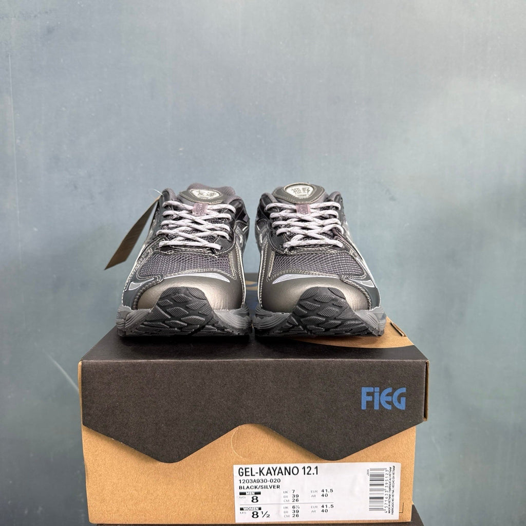 ASICS GEL-KAYANO 12.1 Sneakers in Black Silver 1203A930-020 - product image from the listing.