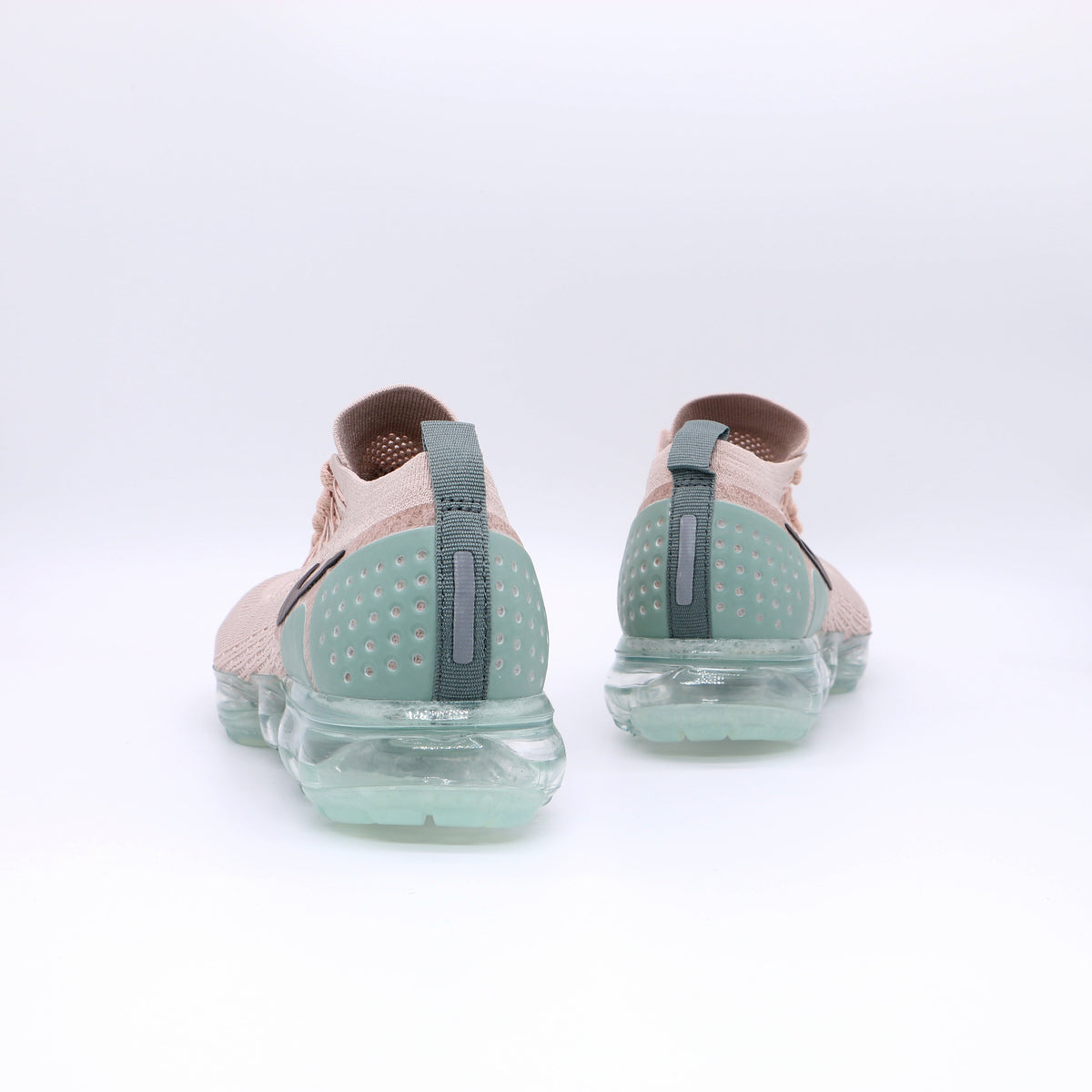 Nike Air VaporMax 2018 Knit Sneakers in Pink Mint 942843-2039 - product image from the listing.