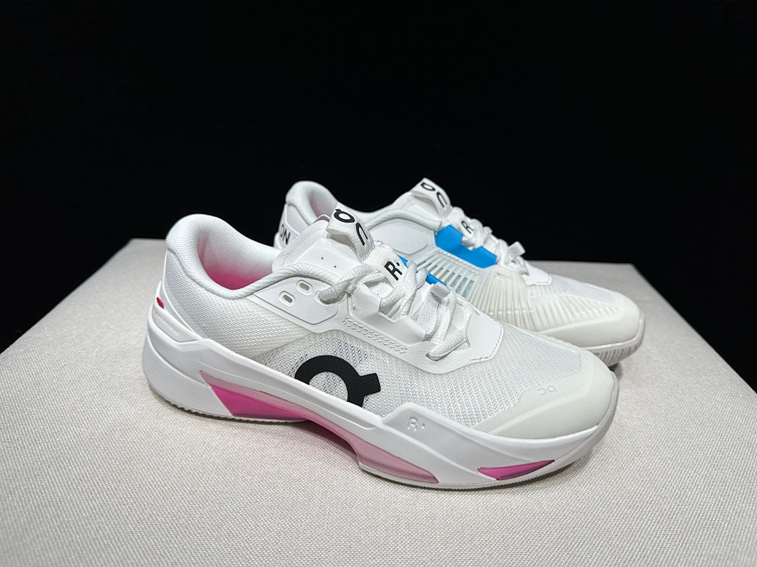 On The Roger Pro Fire Clay White Court Trainers - product image from the listing.
