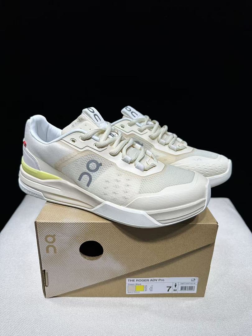 On The Roger Advantage Pro Tennis Sneakers in Cream - product image from the listing.