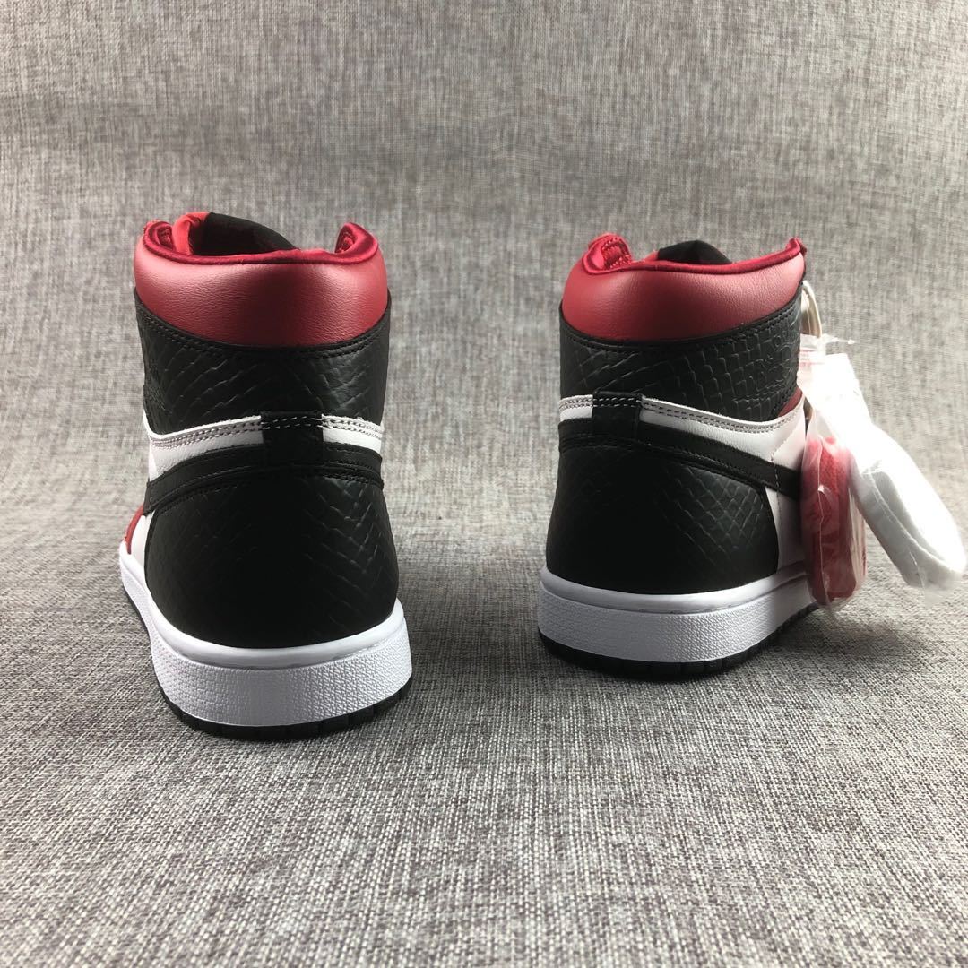 Air Jordan 1 High OG Japan in Red White Black DC1788-029 - product image from the listing.