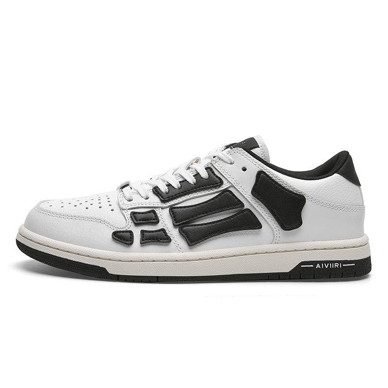 AIVIIRI MFS003-111 Low-Top Sneakers in White and Black - product image from the listing.