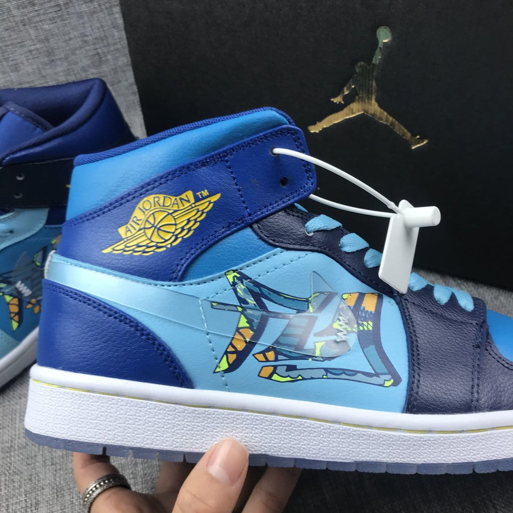 Sneakers Blue Cyan - Air Jordan 1 Mid BV7446-400 - product image from the listing.