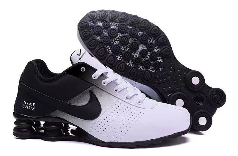 Nike Shox Deliver 809 Trainers - product image from the listing.