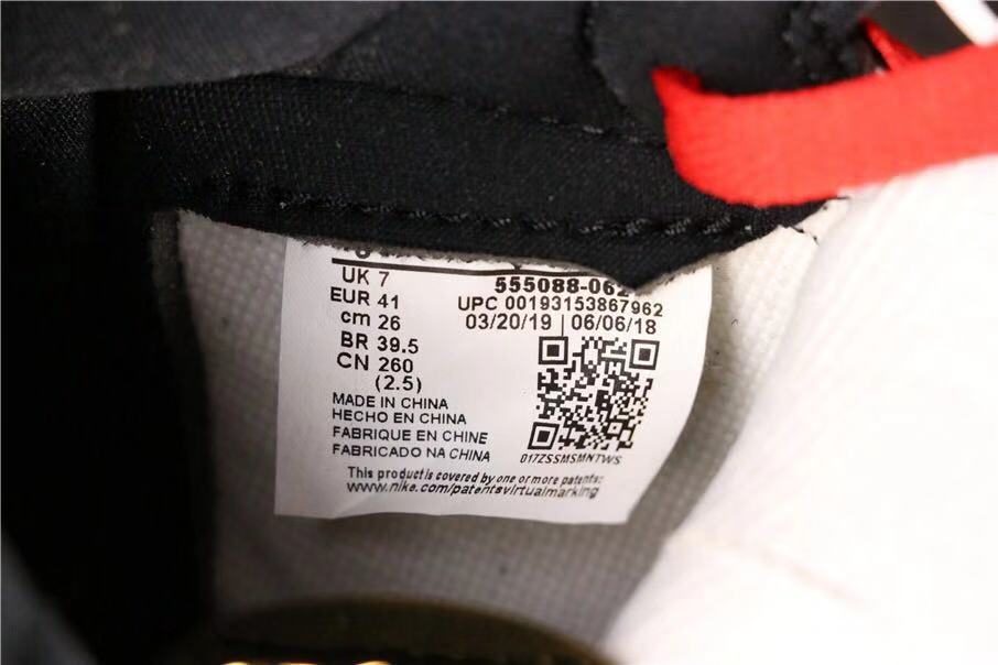 Air Jordan 1 Retro High OG Sneakers in Black Red White - product image from the listing.