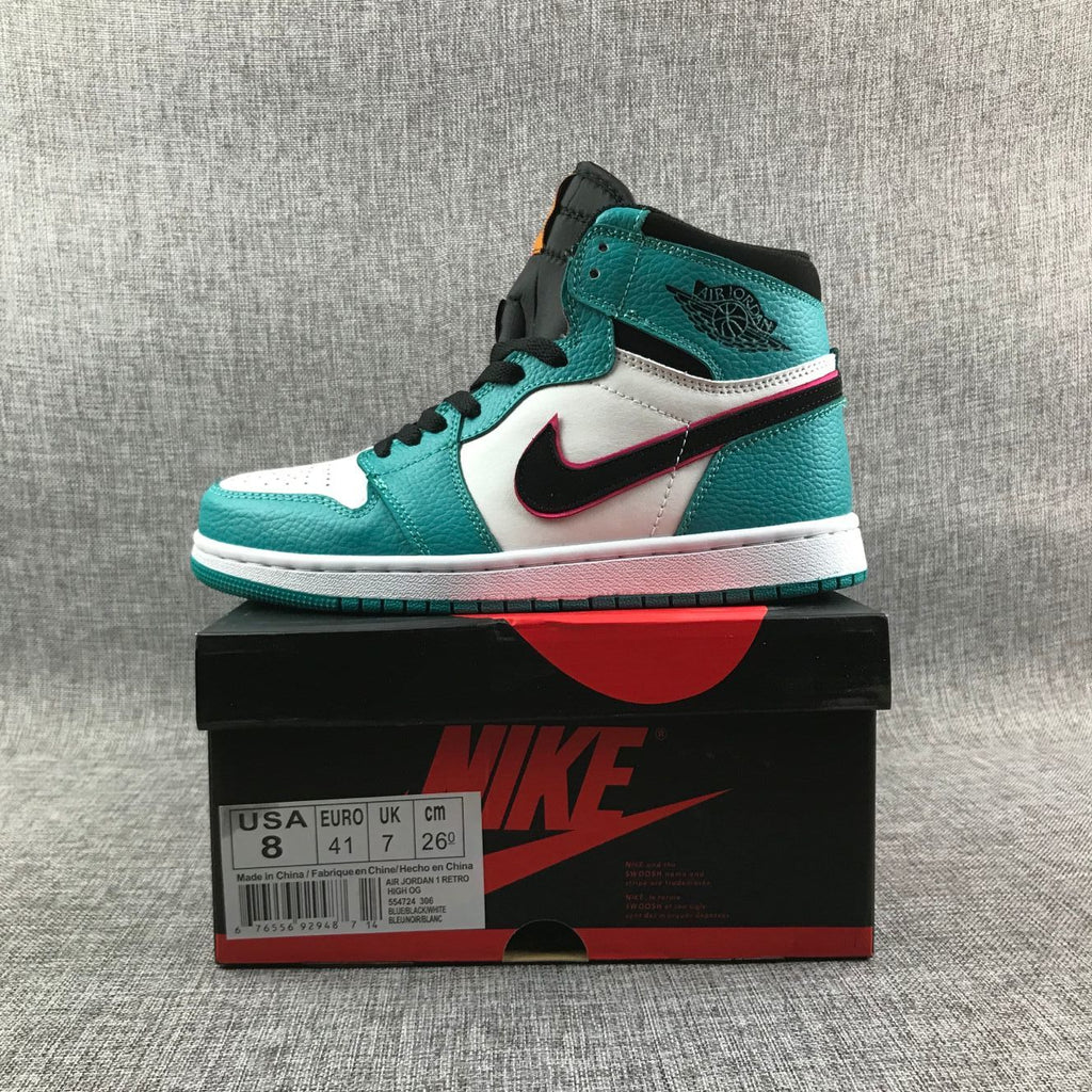 South Coast Toes Sneakers - Air Jordan 1 Retro High OG - product image from the listing.