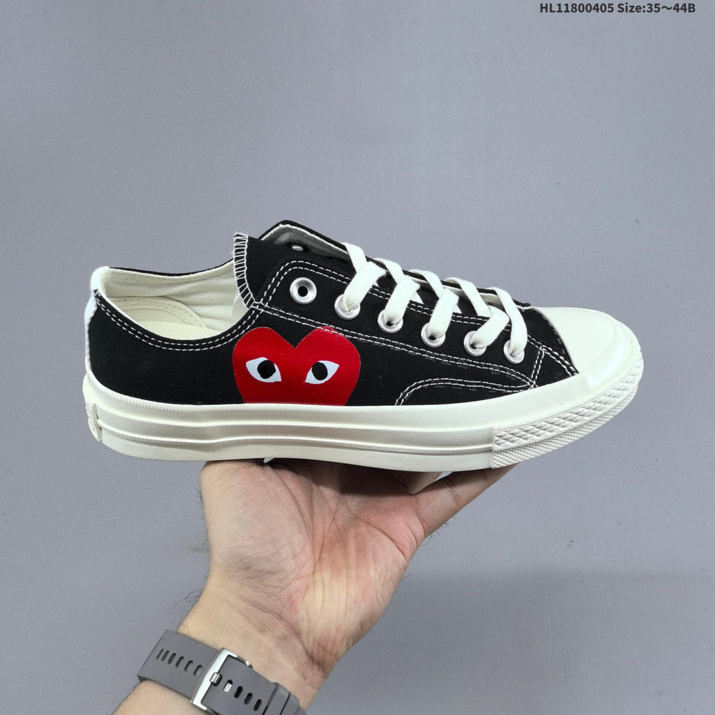 Comme des Garçons Play x Converse Chuck 1970S Trainers - product image from the listing.